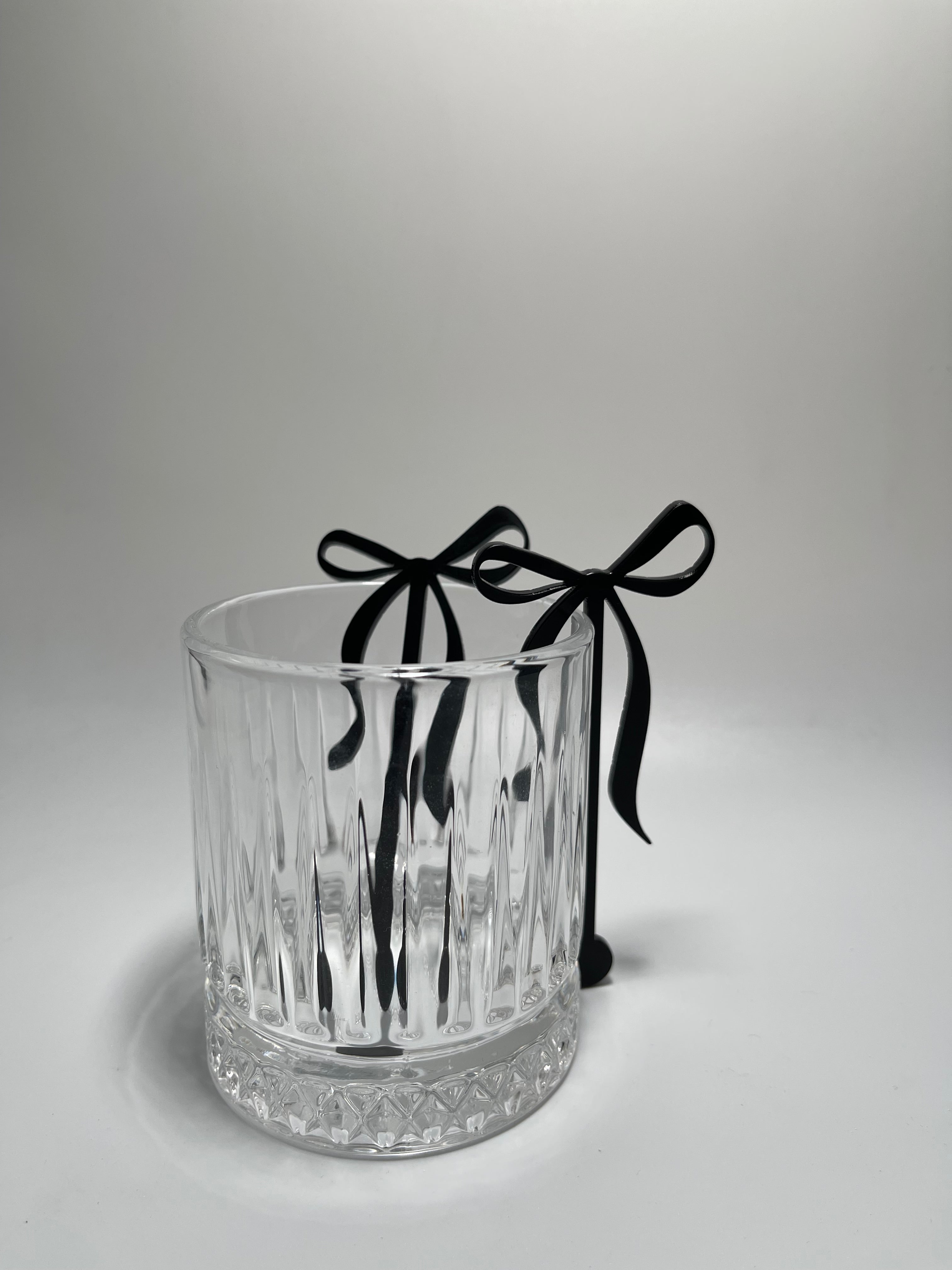 Acrylic bow stirrers, drink stirrers for party, party decor, a tini bit older, party ideas, elegant party decor, bachelorette party decor, black tie event, classy drink stirrers, how to upgrade a party, instant party upgrades, easy party decor, baby shower decor, anniversary, martini party themed decor